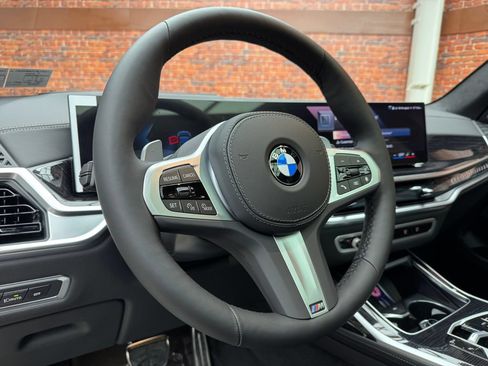 Used 2027 BMW X7 xDrive40i w/ M Sport Package AWD/4WD image 14