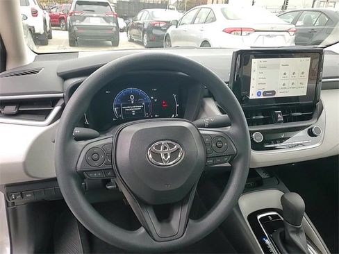Used 2026 Toyota Corolla LE image 23