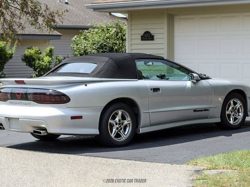 Used 1997 Pontiac Firebird Trans Am RWD image 18