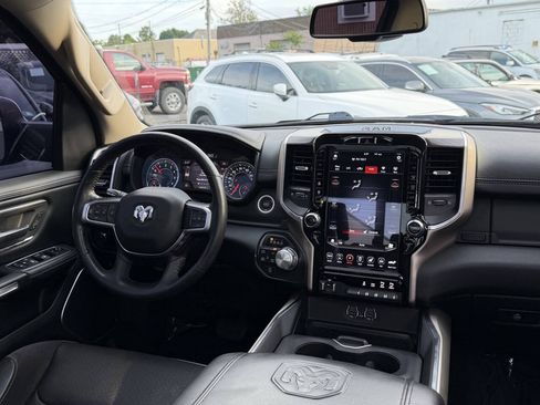 Used 2020 RAM 1500 Laramie AWD/4WD image 22