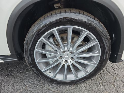 Used 2018 Mercedes-Benz GLC 43 AMG 4MATIC image 16