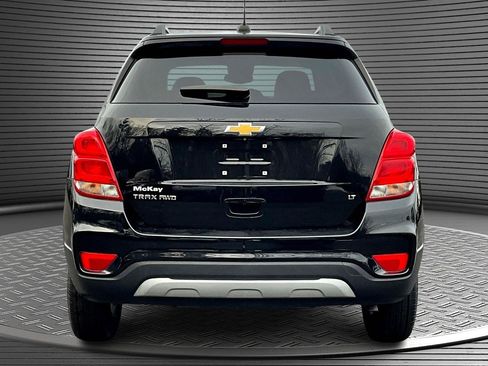 Used 2020 Chevrolet Trax LT w/ LT Convenience Package image 5