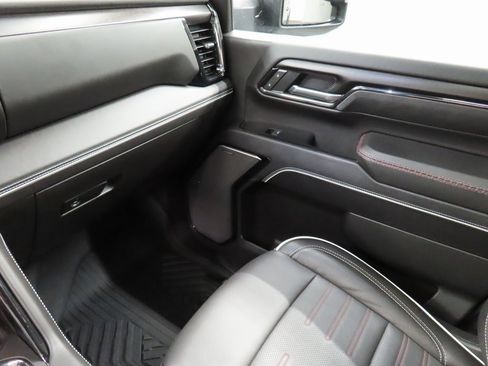 Used 2025 GMC Sierra 2500 AT4X w/ AT4X AEV Edition image 30