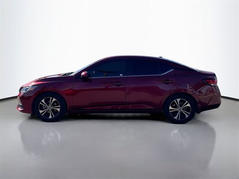 Used 2021 Nissan Sentra SV image 3