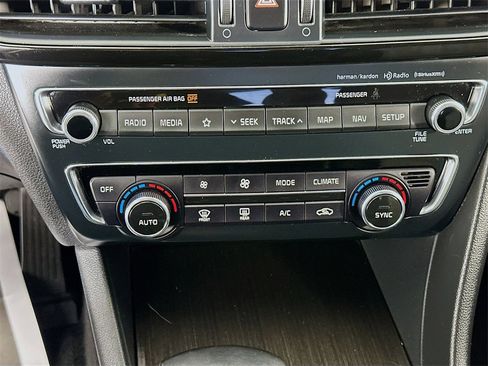 Used 2020 Kia Optima Premium image 16