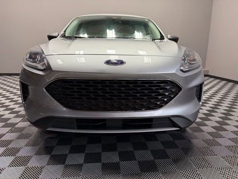 Used 2022 Ford Escape SE w/ Convenience Package image 3