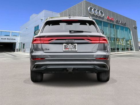 Used 2023 Audi Q8 Premium w/ Convenience Package AWD/4WD image 3