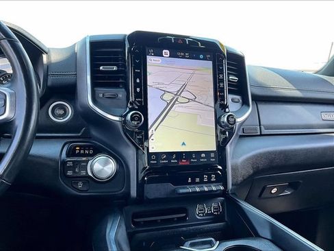 Used 2023 RAM 1500 Laramie AWD/4WD image 18