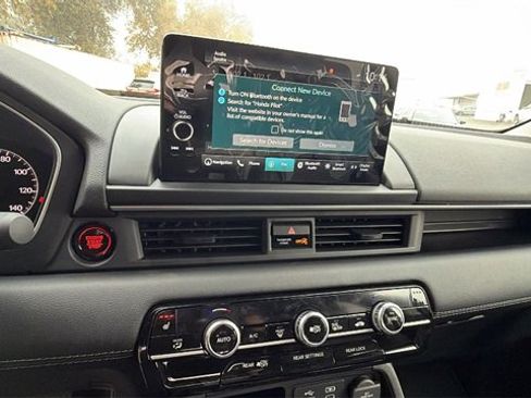 New 2025 Honda Pilot Touring image 25