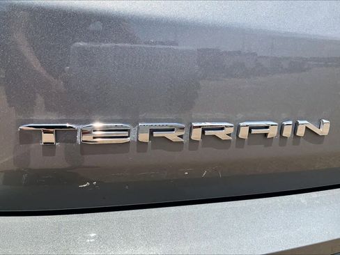 Used 2023 GMC Terrain AT4 AWD/4WD image 33