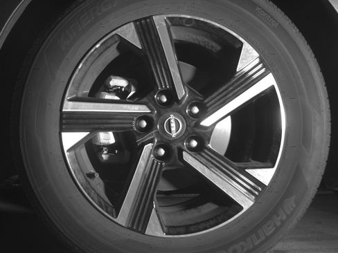 Used 2025 Nissan Sentra SV FWD image 12