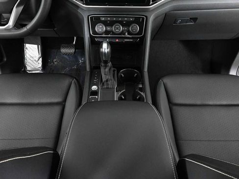 Certified 2022 Volkswagen Atlas SE w/ Panoramic Sunroof Package FWD image 18