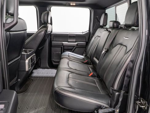 Used 2019 Ford F150 Platinum w/ Equipment Group 701A Luxury AWD/4WD image 38