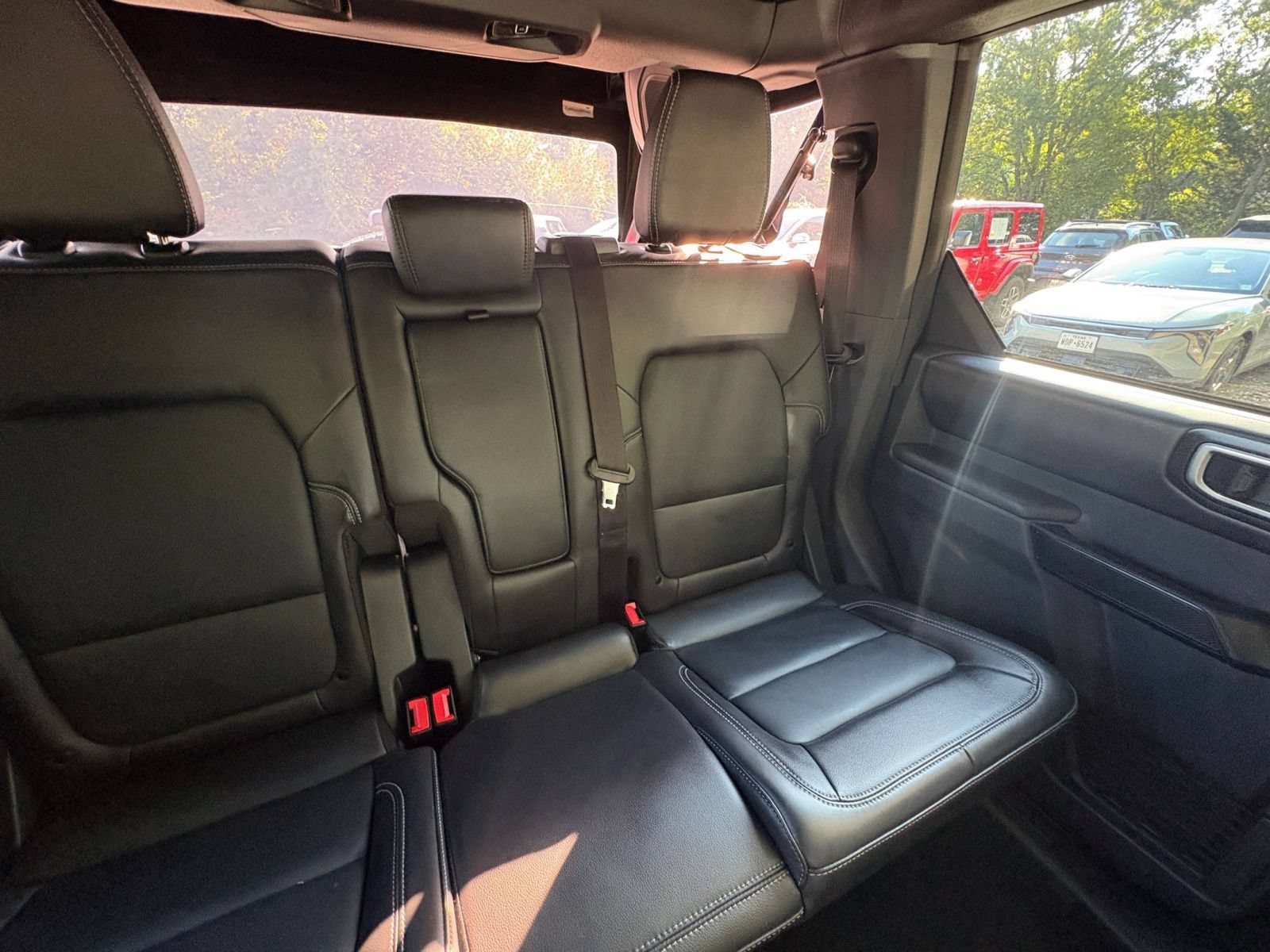 Used 2026 Ford Bronco Outer Banks AWD/4WD image 34