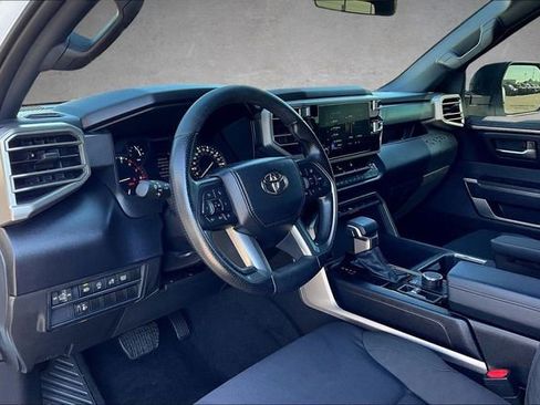 Used 2025 Toyota Tundra SR5 image 12