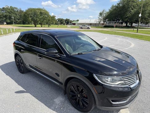 Used 2016 Lincoln MKX Reserve w/ Technology Package AWD/4WD image 7
