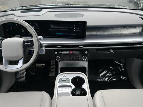 Used 2026 Hyundai Ioniq 9 Calligraphy AWD/4WD image 19