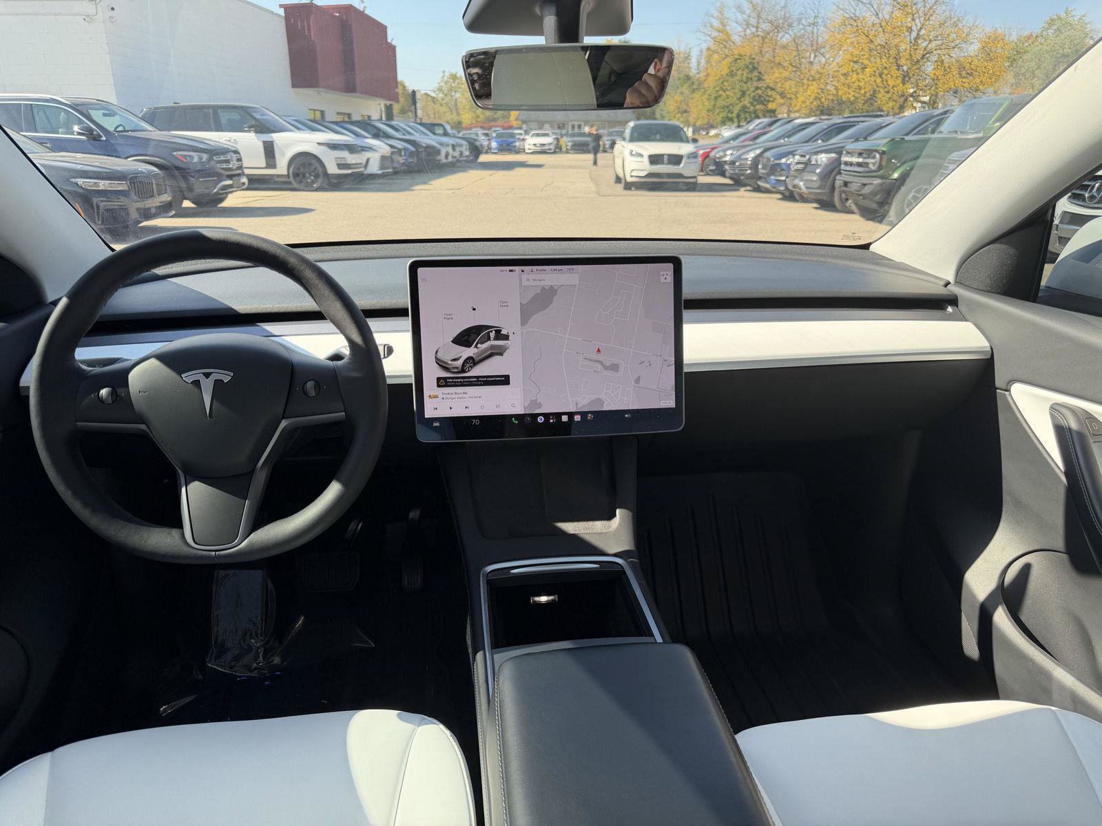 Used 2021 Tesla Model Y Long Range AWD/4WD image 21