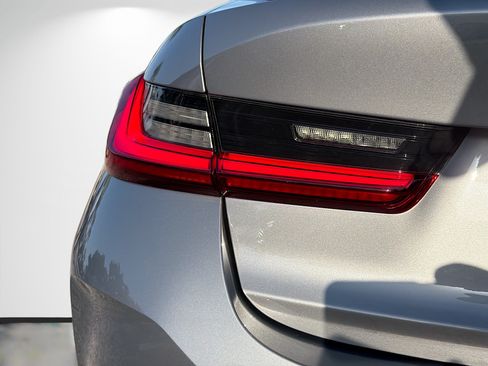 New 2026 BMW 330i Sedan w/ Convenience Package RWD image 10