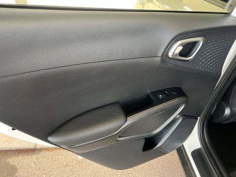 Used 2020 Kia Soul EX w/ Option Group 015 FWD image 10