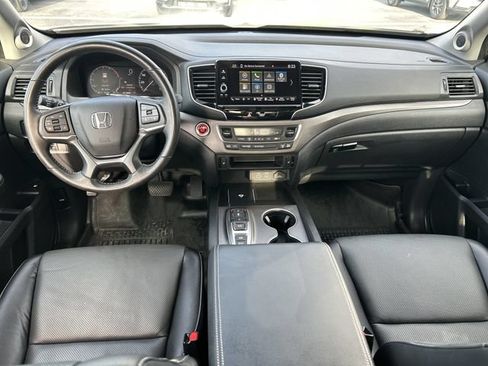 Certified 2025 Honda Ridgeline RTL image 13