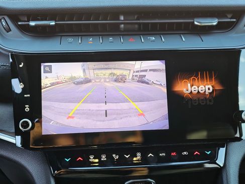 New 2026 Jeep Grand Cherokee L Altitude AWD/4WD image 12