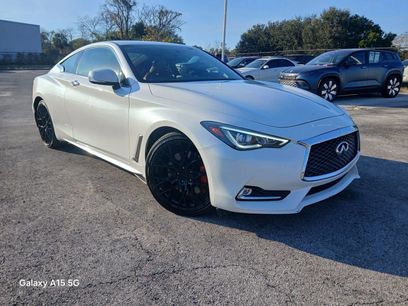 Used 2017 INFINITI Q60 Red Sport 400