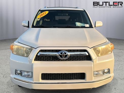 Used 2011 Toyota 4Runner 2WD image 9