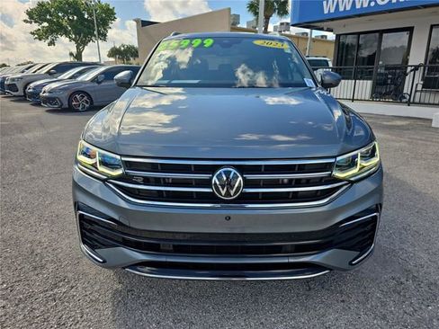 Used 2023 Volkswagen Tiguan SEL R-Line AWD/4WD image 2