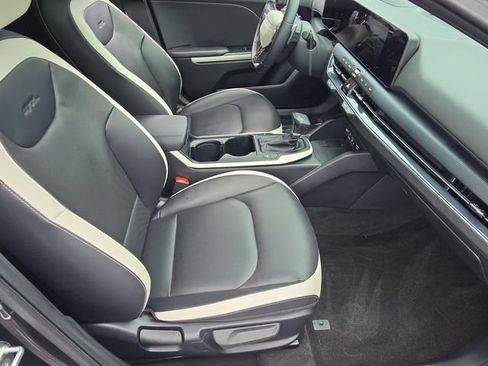 Used 2025 Kia K4 GT-Line Turbo FWD image 19