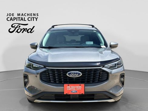 Used 2024 Ford Escape Platinum w/ Premium Technology Package AWD/4WD image 10