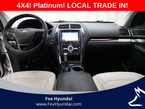 Used 2018 Ford Explorer Platinum AWD/4WD image 5