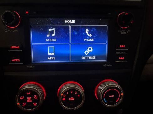 Used 2017 Subaru Forester 2.5i w/ Alloy Wheel Package AWD/4WD image 26