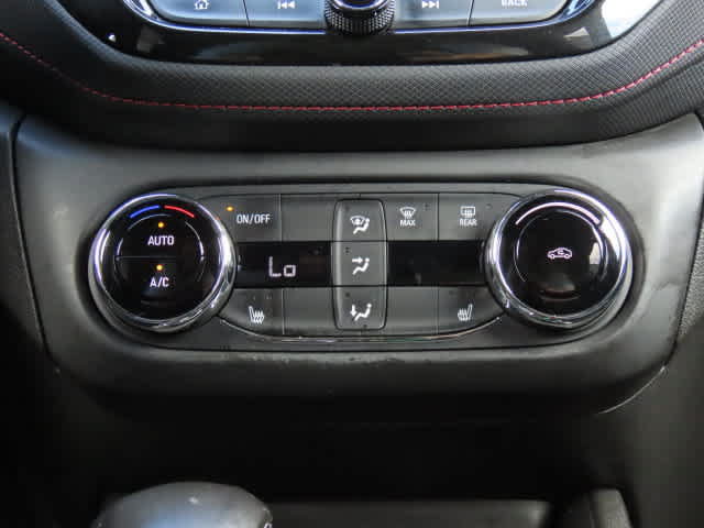 Used 2022 Chevrolet TrailBlazer RS w/ Sun and Liftgate Package FWD image 23