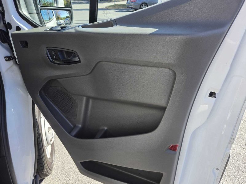 Used 2021 Ford Transit 250 Medium Roof AWD image 10