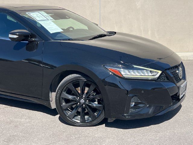 Used 2022 Nissan Maxima SR w/ Sport Mat Group FWD image 2