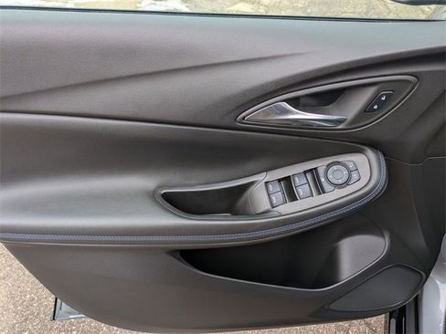 Used 2025 Buick Encore GX Sport Touring w/ Experience Buick Package image 15