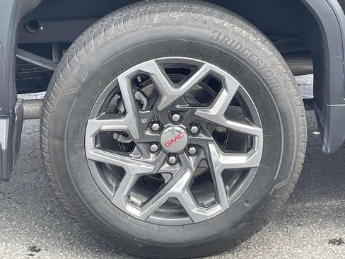 Used 2024 GMC Sierra 1500 SLT w/ SLT Premium Plus Package AWD/4WD image 11