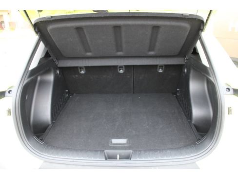 Certified 2025 Hyundai Kona SEL image 9