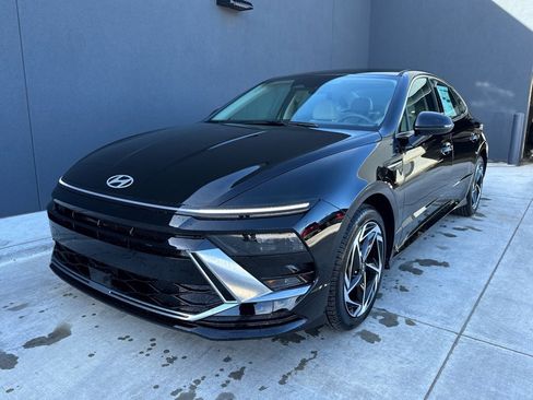 New 2026 Hyundai Sonata SEL image 1