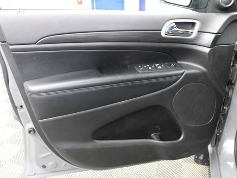 Used 2021 Jeep Grand Cherokee Altitude AWD/4WD image 60