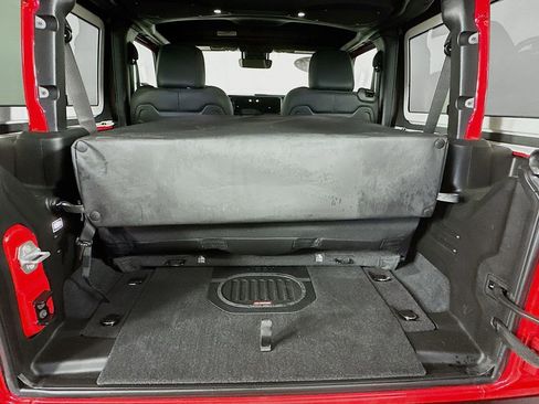 Certified 2024 Jeep Wrangler Rubicon image 37