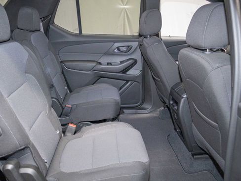 Certified 2023 Chevrolet Traverse LT AWD/4WD image 15