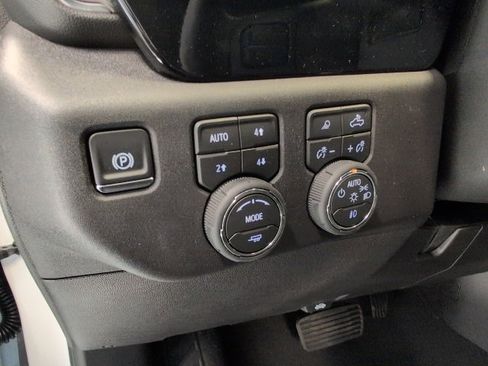 New 2026 Chevrolet Silverado 3500 LT w/ True North Edition image 20