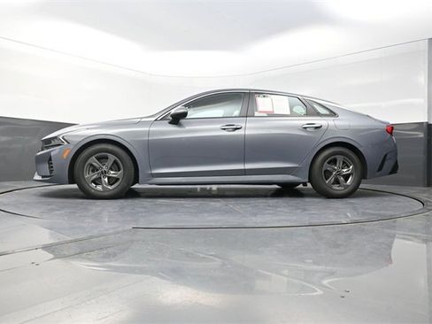 Used 2023 Kia K5 LXS image 30
