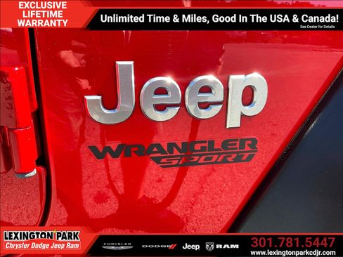 Used 2019 Jeep Wrangler Sport AWD/4WD image 24