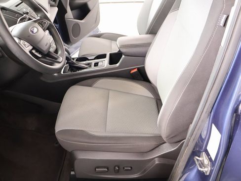 Used 2018 Ford Escape SE image 11