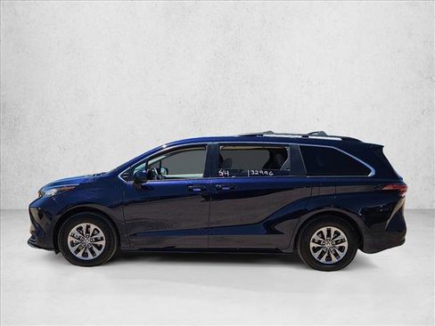 Used 2022 Toyota Sienna LE FWD image 8