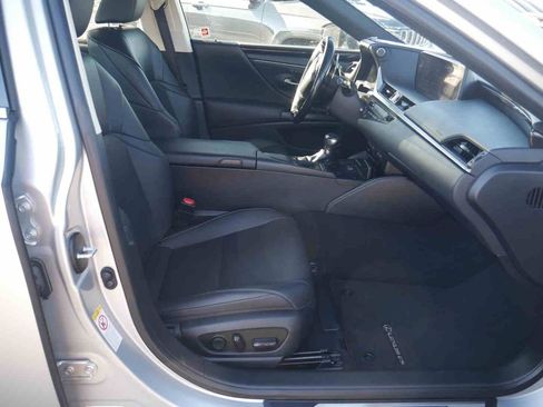 Used 2019 Lexus ES 300h w/ Premium Package image 23