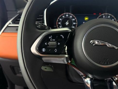 Used 2026 Jaguar F-PACE R-Dynamic S AWD/4WD image 24